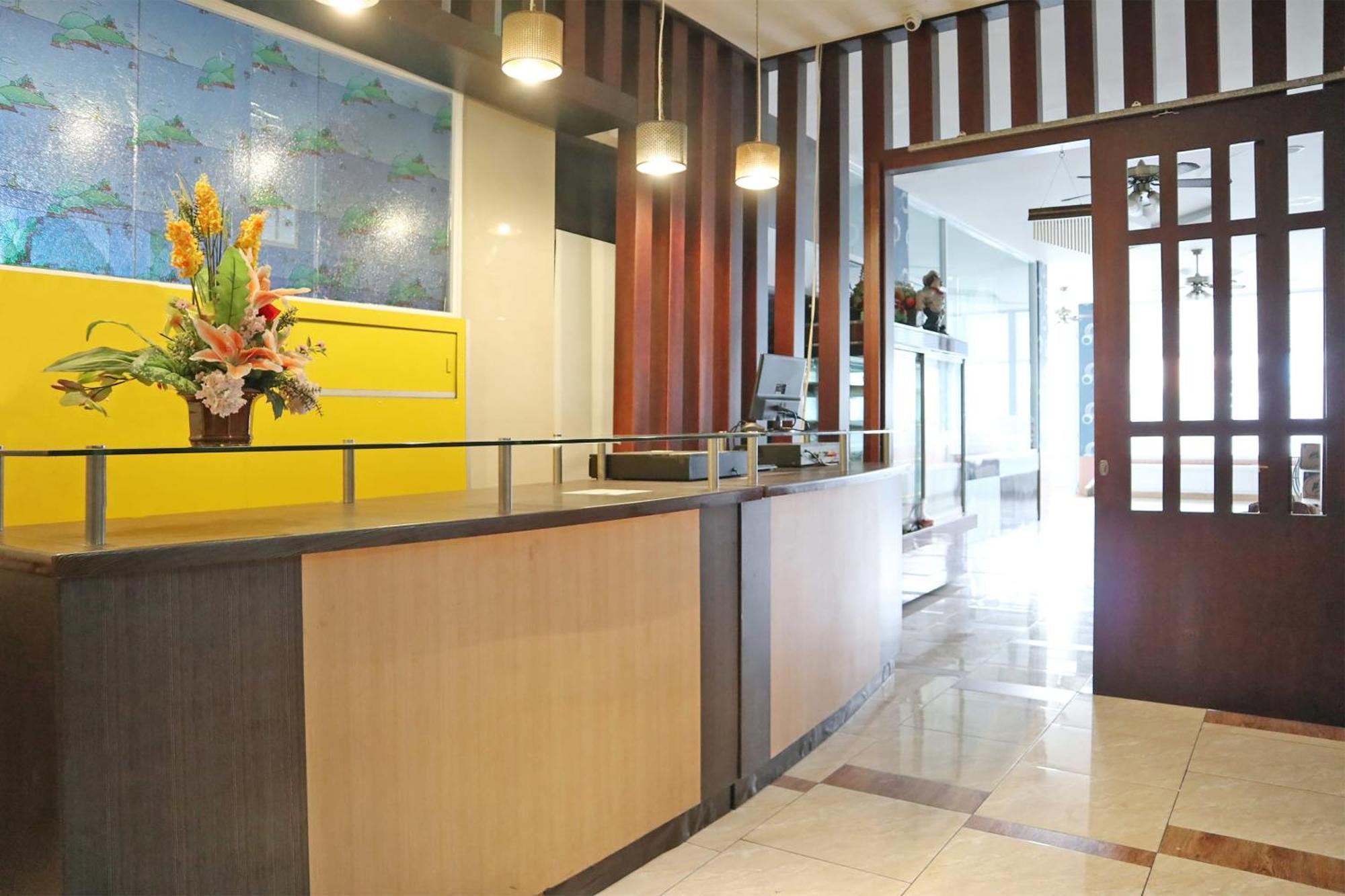 Hotel OYO 1673 M Authentic Kost Man Padang  Exterior foto
